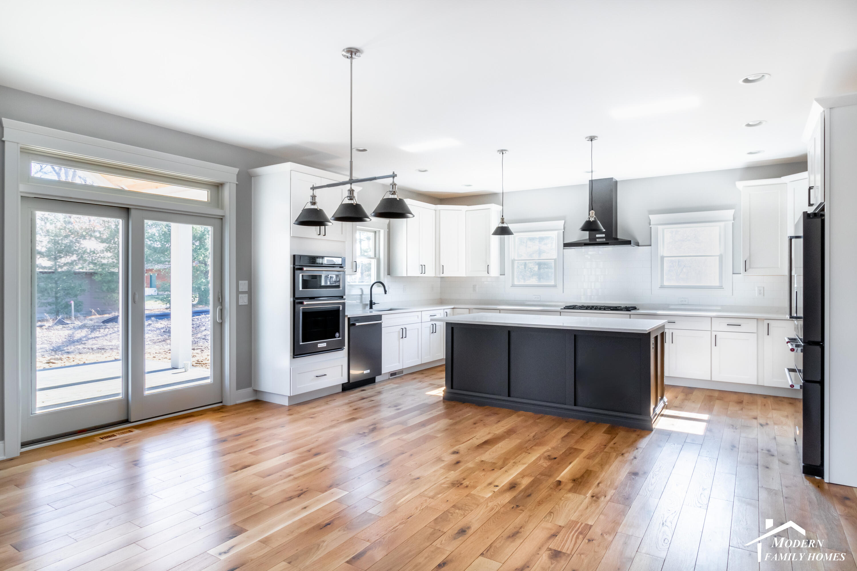 1922 Louis Drive Crown Point, IN 46307 - Photo 61 of 65 3000x2000