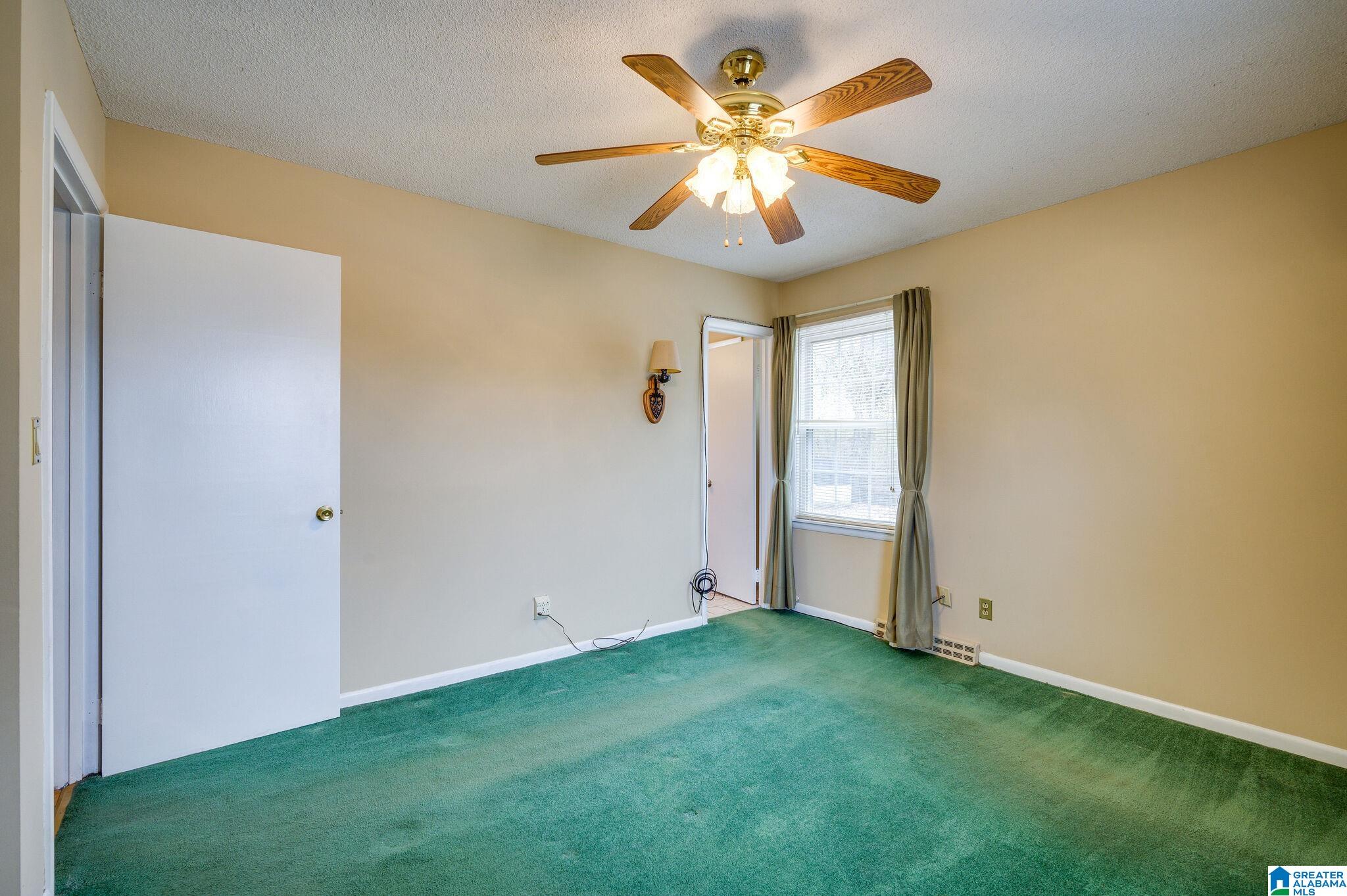 305 Rosemont Road Southeast Huntsville, AL 35803 - Photo 16 of 34