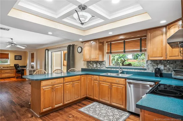 $1,295,000 | 2164 Southeast St Lucie Boulevard, Stuart, FL 34996