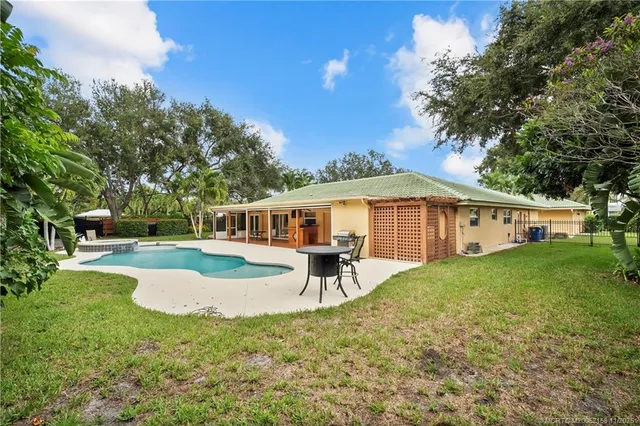 $1,295,000 | 2164 Southeast St Lucie Boulevard, Stuart, FL 34996