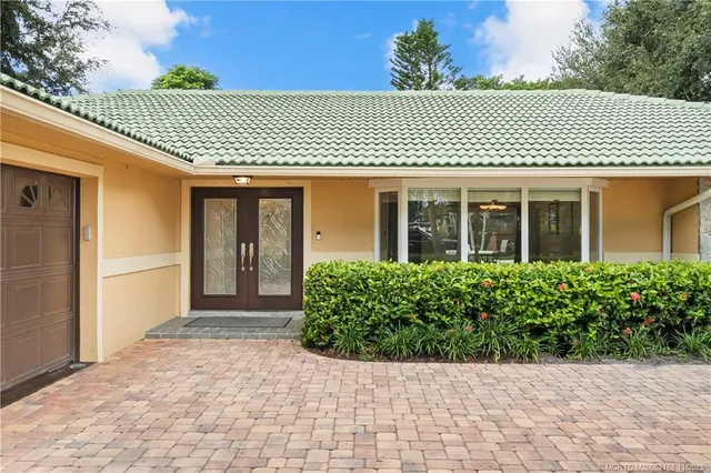 $1,295,000 | 2164 Southeast St Lucie Boulevard, Stuart, FL 34996