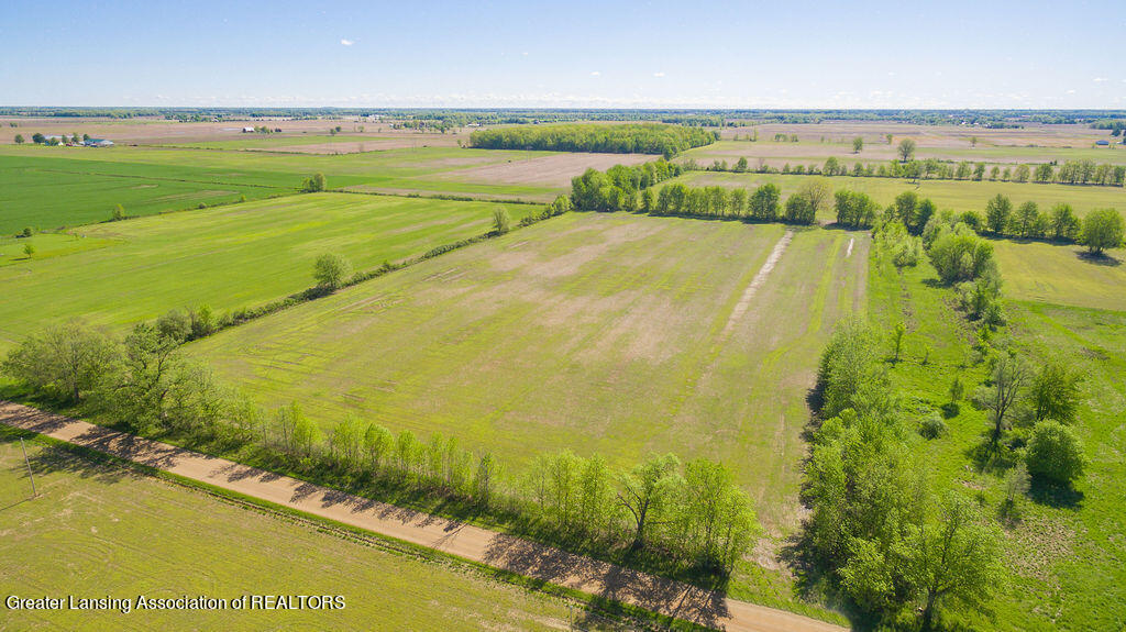 V/l North Vernon Road New Lothrop, MI 48460 - Photo 2 of 16 Exteriors-14