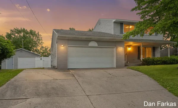 $374,900 | 4380 Knickerbocker Court Southwest, Wyoming, MI 49519