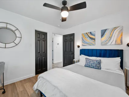 $425,000 | 839 West 17th Street, Houston, TX 77008