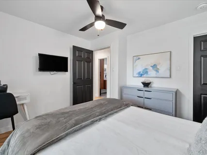 $425,000 | 839 West 17th Street, Houston, TX 77008