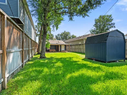 $425,000 | 839 West 17th Street, Houston, TX 77008