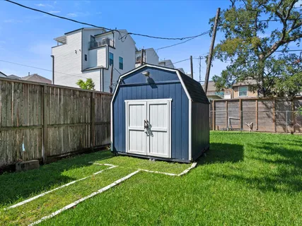 $425,000 | 839 West 17th Street, Houston, TX 77008