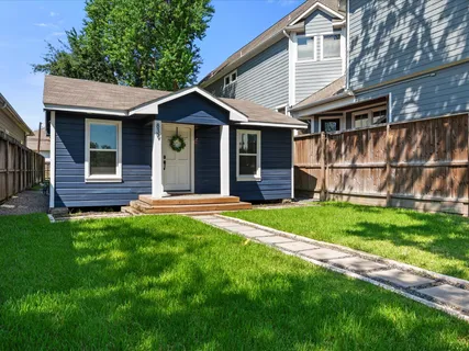 $425,000 | 839 West 17th Street, Houston, TX 77008