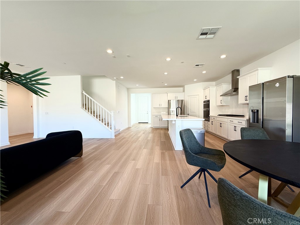 21696 Thomas Court Riverside, CA 92507 - Photo 8 of 37