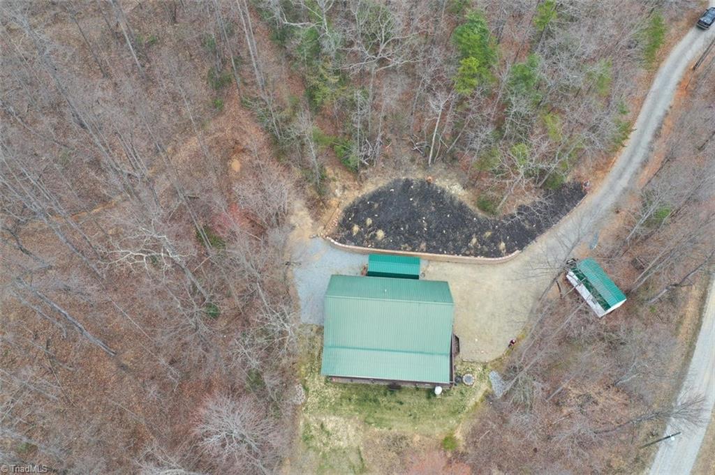 2216 Ridge Run Road Boomer, NC 28606 - Photo 3 of 25 Gallery Image 3