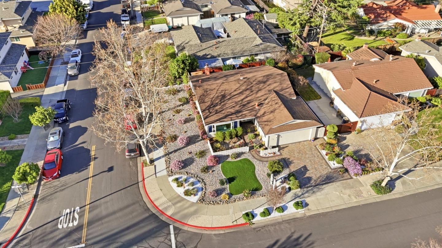 1375 Colleen Way Campbell, CA 95008 - Photo 38 of 44