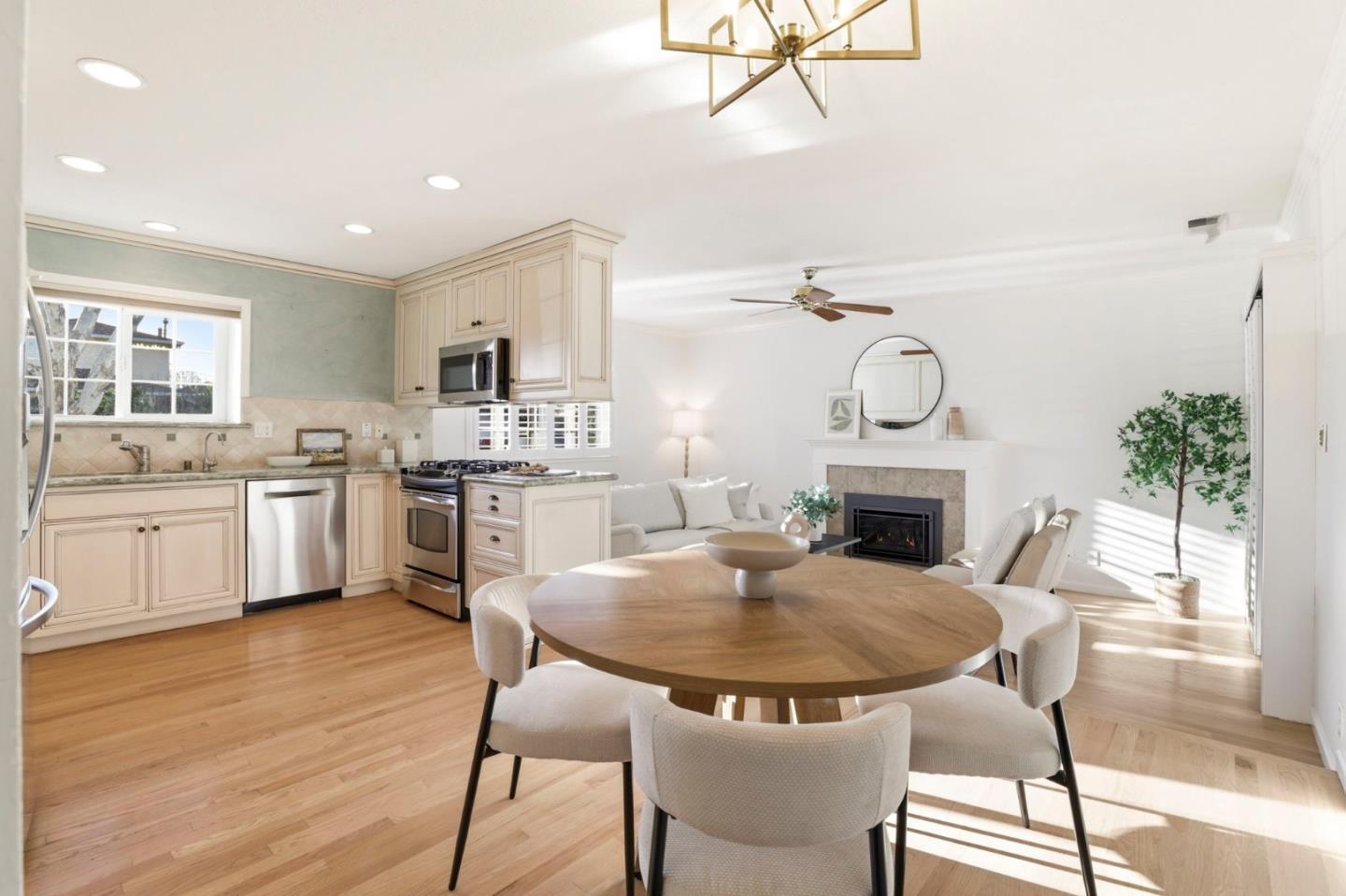 1375 Colleen Way Campbell, CA 95008 - Photo 10 of 44