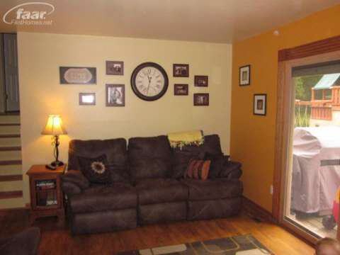 6392 Johnson Road Flushing, MI 48433 - Photo 2 of 15 20373727-1.JPG