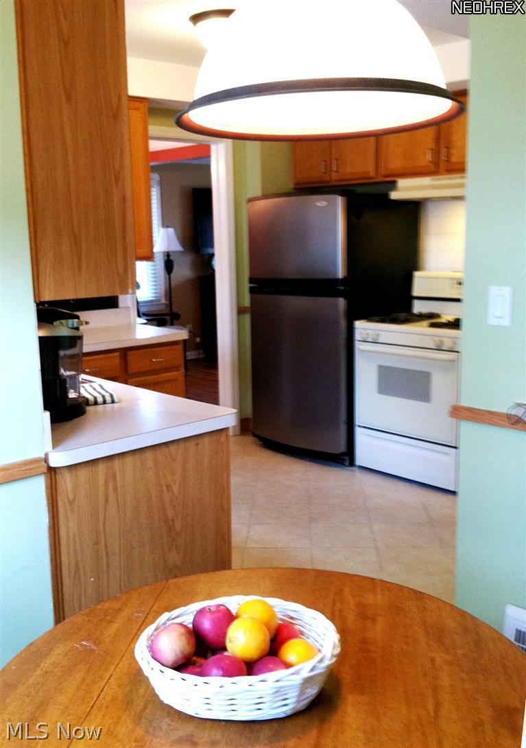 4844 Westbourne Road Cleveland, OH 44124 - Photo 9 of 25 Gallery Image 9