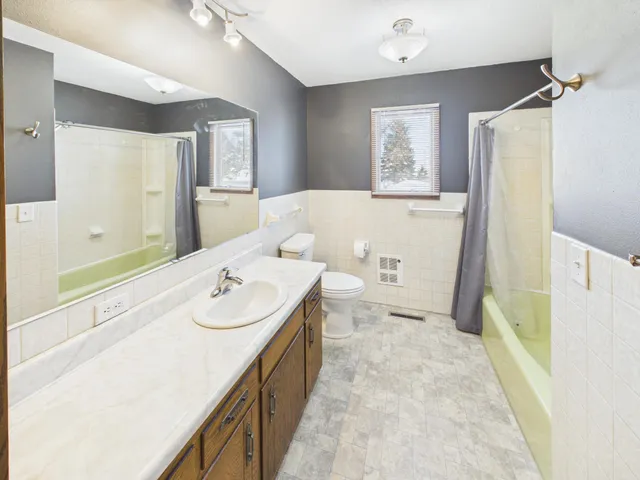 $199,900 | 702 Dakota Avenue, Hoffman, MN 56339