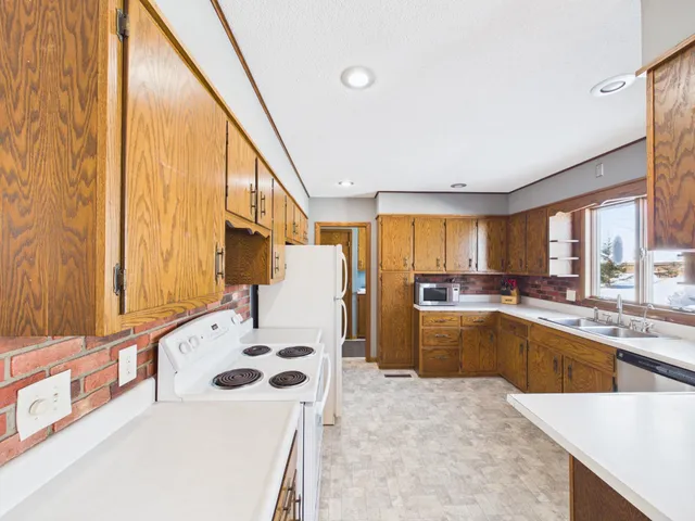 $199,900 | 702 Dakota Avenue, Hoffman, MN 56339