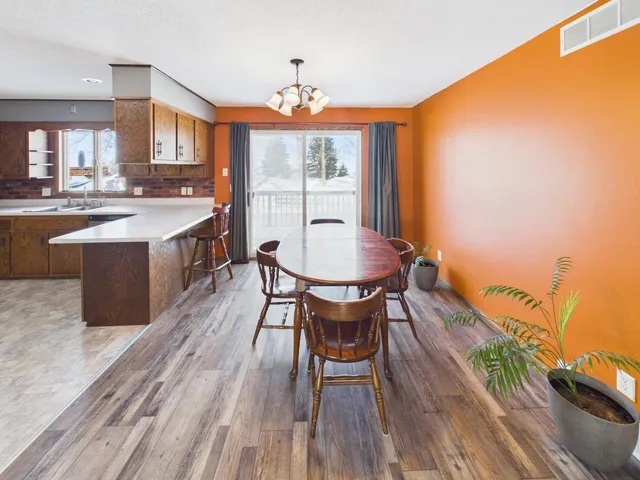 $199,900 | 702 Dakota Avenue, Hoffman, MN 56339