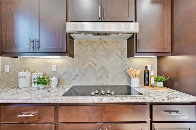 $1,718,000 | 2061 Colony Street, Mountain View, CA 94043