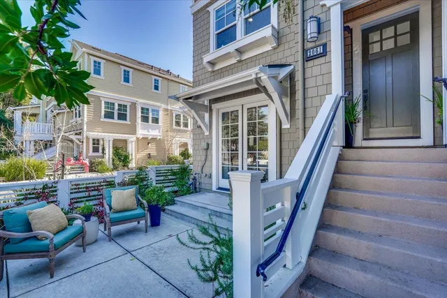 $1,718,000 | 2061 Colony Street, Mountain View, CA 94043