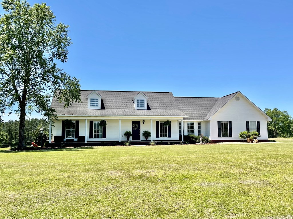 1592 Iris Road Dothan, AL 36301 - Photo 2 of 55 1592 Iris Road Dothan AL