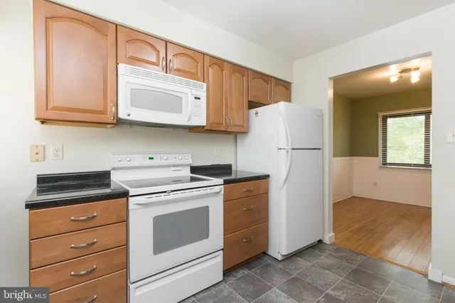 $1,700 | 10626 Provincial Drive, Unit E, Manassas, VA 20109