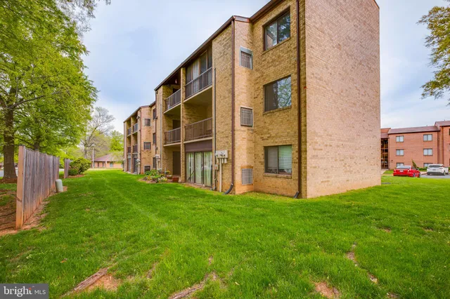 $1,700 | 10626 Provincial Drive, Unit E, Manassas, VA 20109