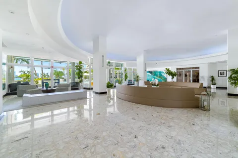 $399,000 | 1200 West Avenue, Unit 316, Miami Beach, FL 33139