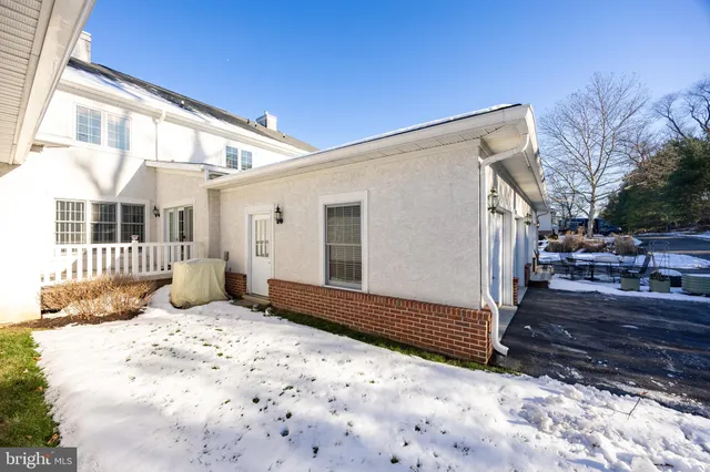 $649,000 | 427 Vineyard Lane, Downingtown, PA 19335