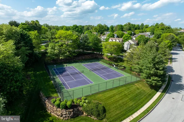 $649,000 | 427 Vineyard Lane, Downingtown, PA 19335