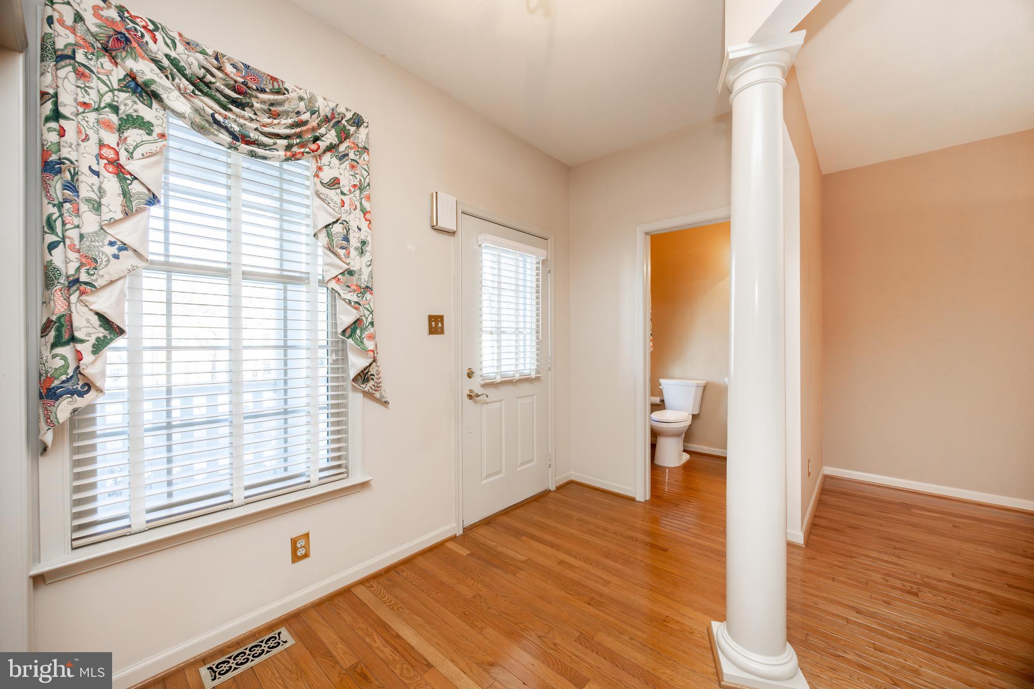 427 Vineyard Lane Downingtown, PA 19335 - Photo 5 of 50