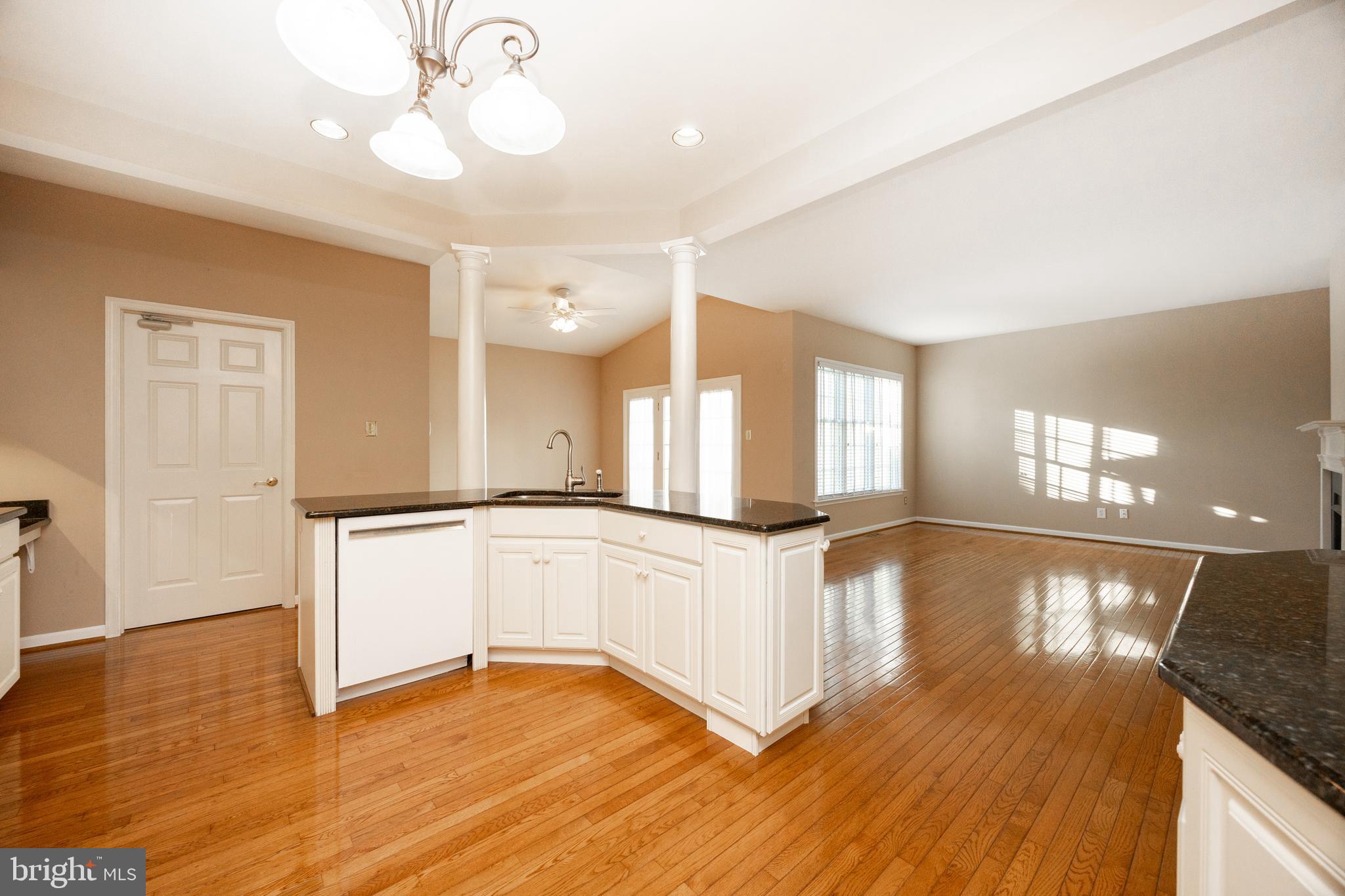 427 Vineyard Lane Downingtown, PA 19335 - Photo 9 of 50