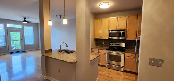 $1,850 | 3000 Vanderbilt Place, Unit 107, Nashville, TN 37212