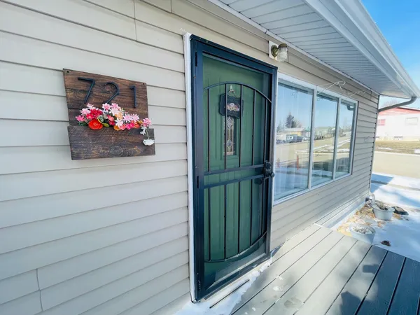 $297,000 | 721 Ash Avenue, Kemmerer, WY 83101