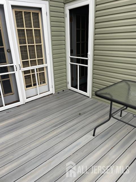 55 Murdock Street Fords, NJ 08863 - Photo 20 of 42 a view of a deck