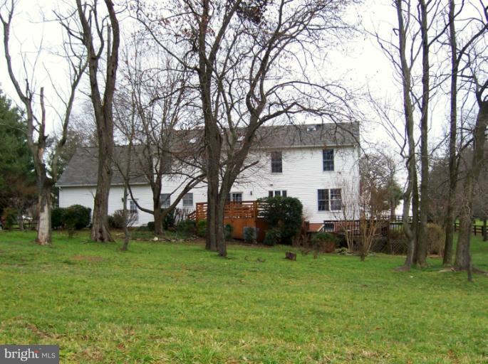 19263 Silcott Springs Road Purcellville, VA 20132 - Photo 2 of 24 Exterior (Rear)