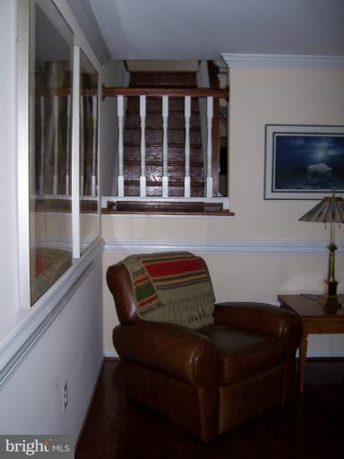 19263 Silcott Springs Road Purcellville, VA 20132 - Photo 14 of 24 Living Room