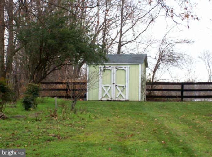 19263 Silcott Springs Road Purcellville, VA 20132 - Photo 3 of 24 Exterior (Rear)