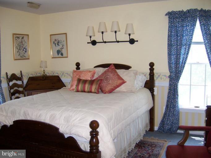 19263 Silcott Springs Road Purcellville, VA 20132 - Photo 22 of 24 Bedroom