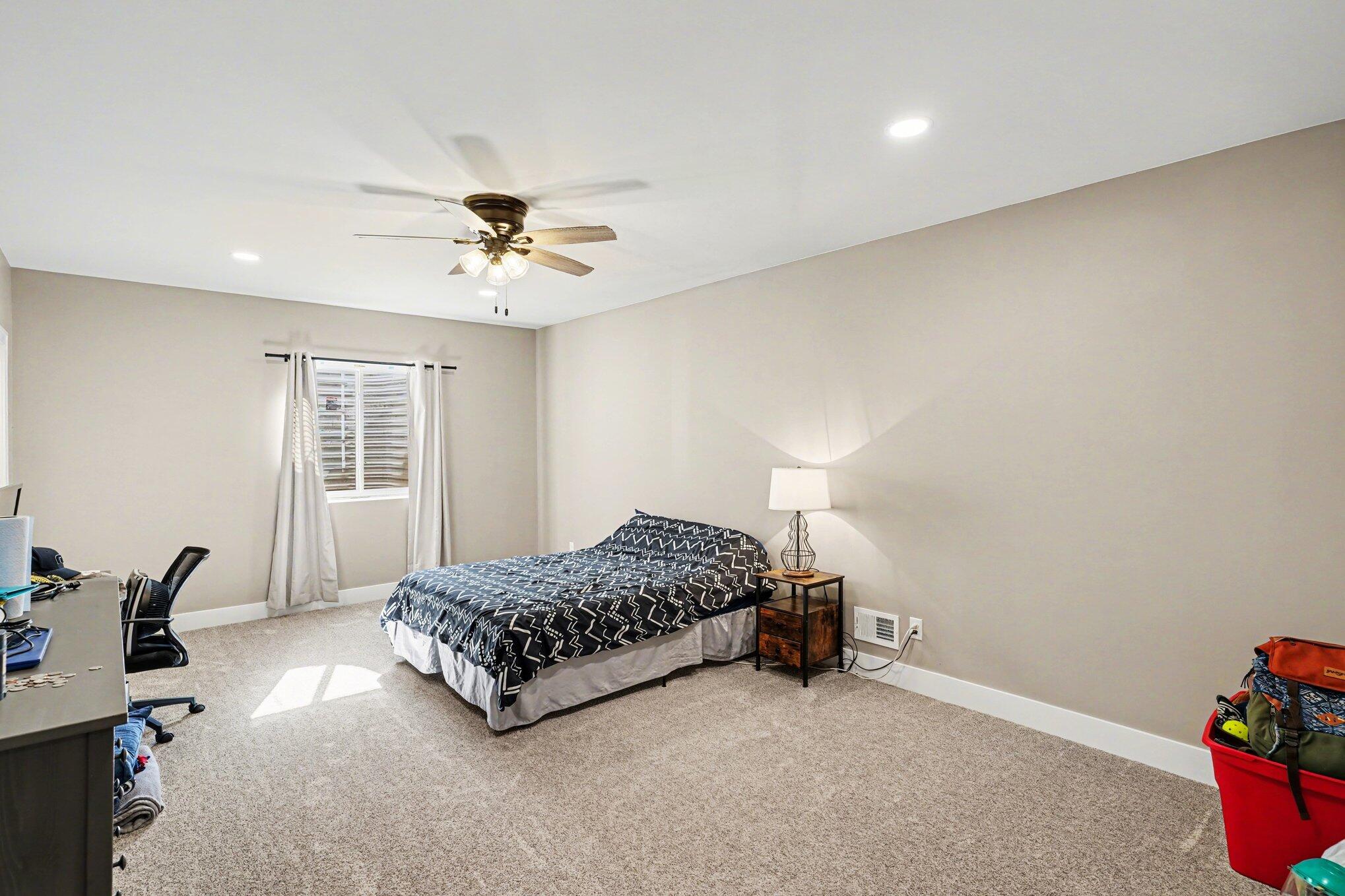 7433 Walsh Road Dexter, MI 48130 - Photo 21 of 48 021_file_8575