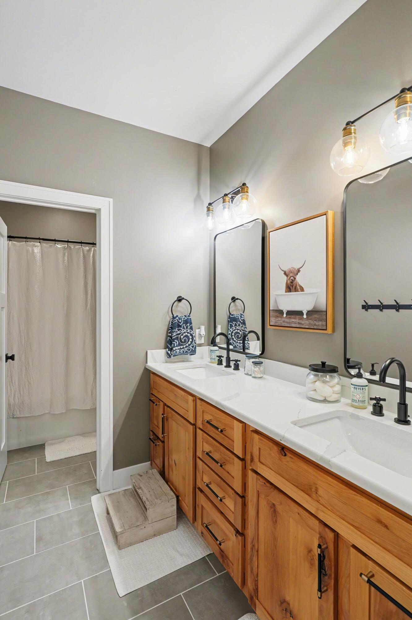 7433 Walsh Road Dexter, MI 48130 - Photo 27 of 48 029_file_1024