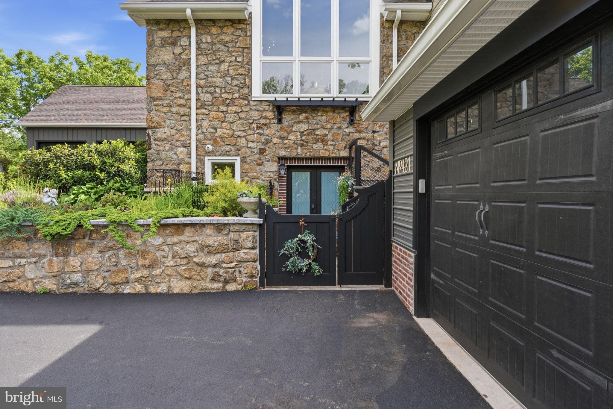 421 Greenridge Road, Unit 421 Glenmoore, PA 19343 - Photo 4 of 82