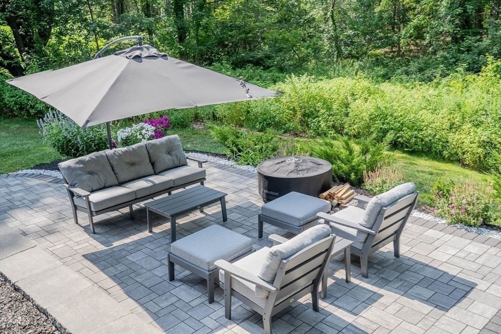 46 True Road Salisbury, MA 01952 - Photo 2 of 42