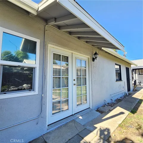$799,990 | 7418 Amigo Avenue, Reseda, CA 91335