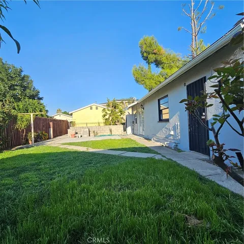$799,990 | 7418 Amigo Avenue, Reseda, CA 91335