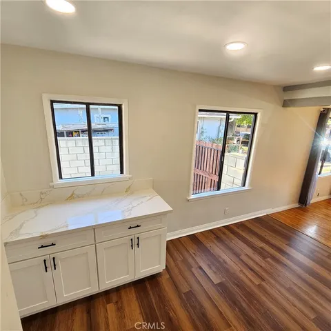 $799,990 | 7418 Amigo Avenue, Reseda, CA 91335