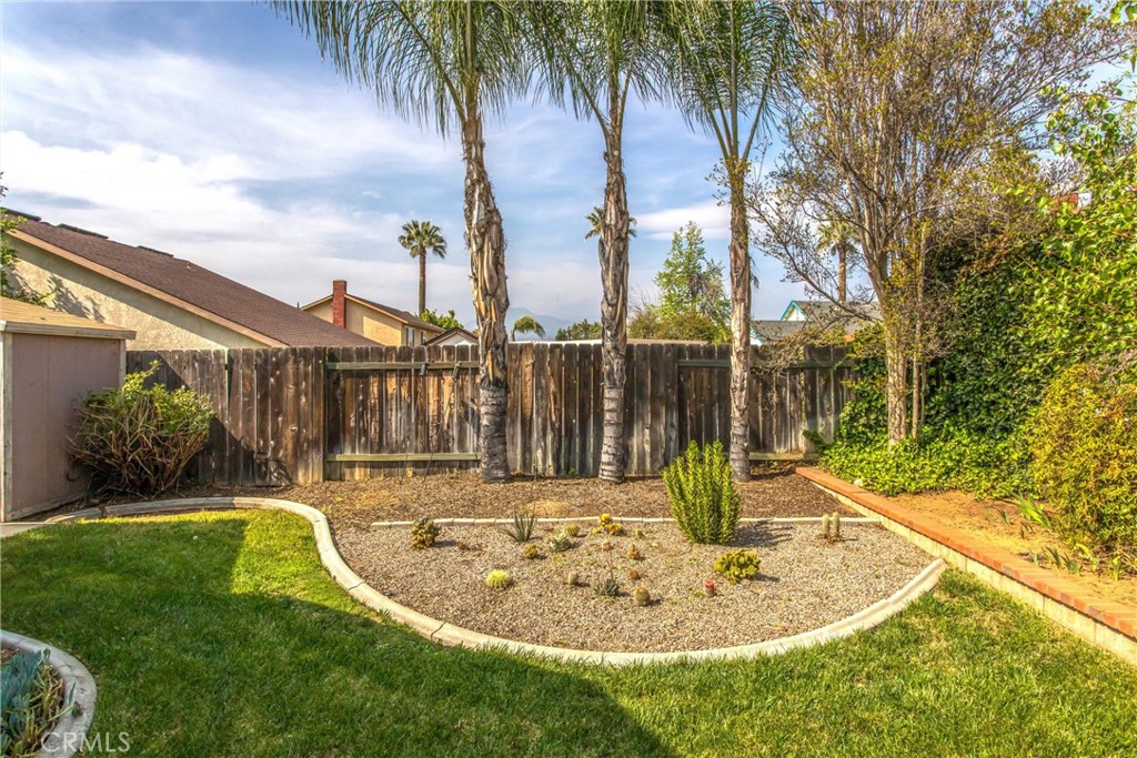332 Mitchell Way Redlands, CA 92374 - Photo 47 of 51