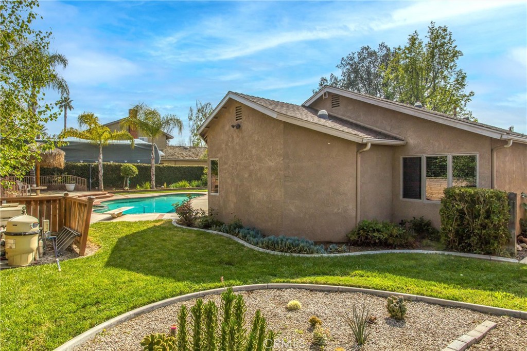 332 Mitchell Way Redlands, CA 92374 - Photo 48 of 51