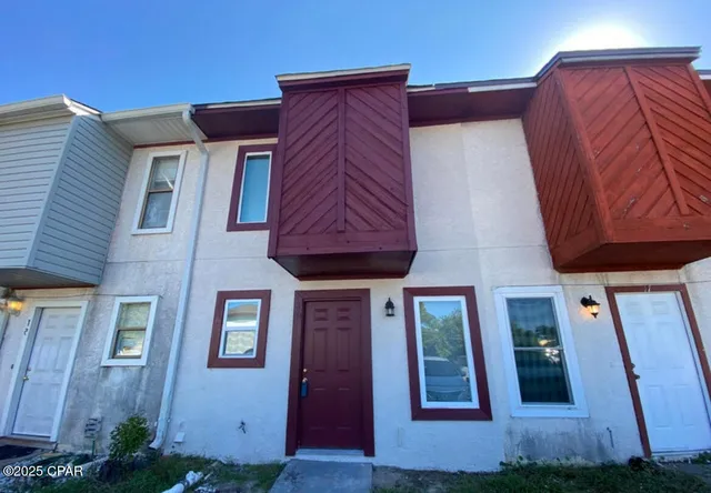 $1,500 | 4455 West 19th Street, Unit 16, Panama City, FL 32405