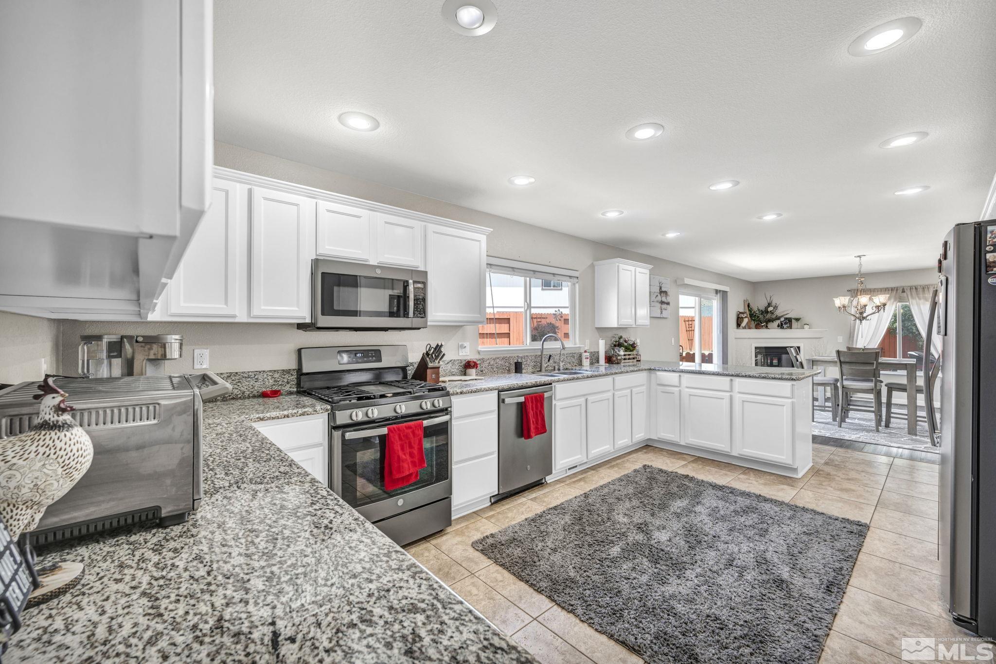 17635 Trout Court Reno, NV 89508 - Photo 5 of 36 Photo 5
