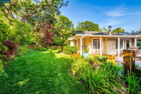 $2,495,000 | 3926 South Peardale Drive, Lafayette, CA 94549